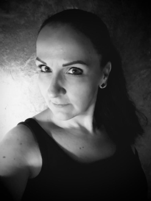 Viola Mencher, Sängerin von PROOF